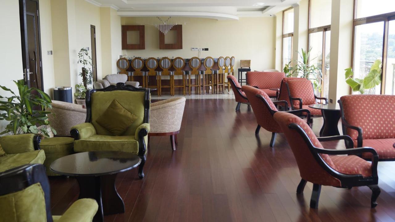The White Rhino Hotel Nyeri Εξωτερικό φωτογραφία
