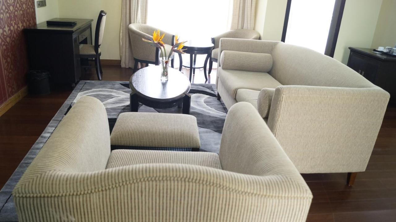 The White Rhino Hotel Nyeri Εξωτερικό φωτογραφία