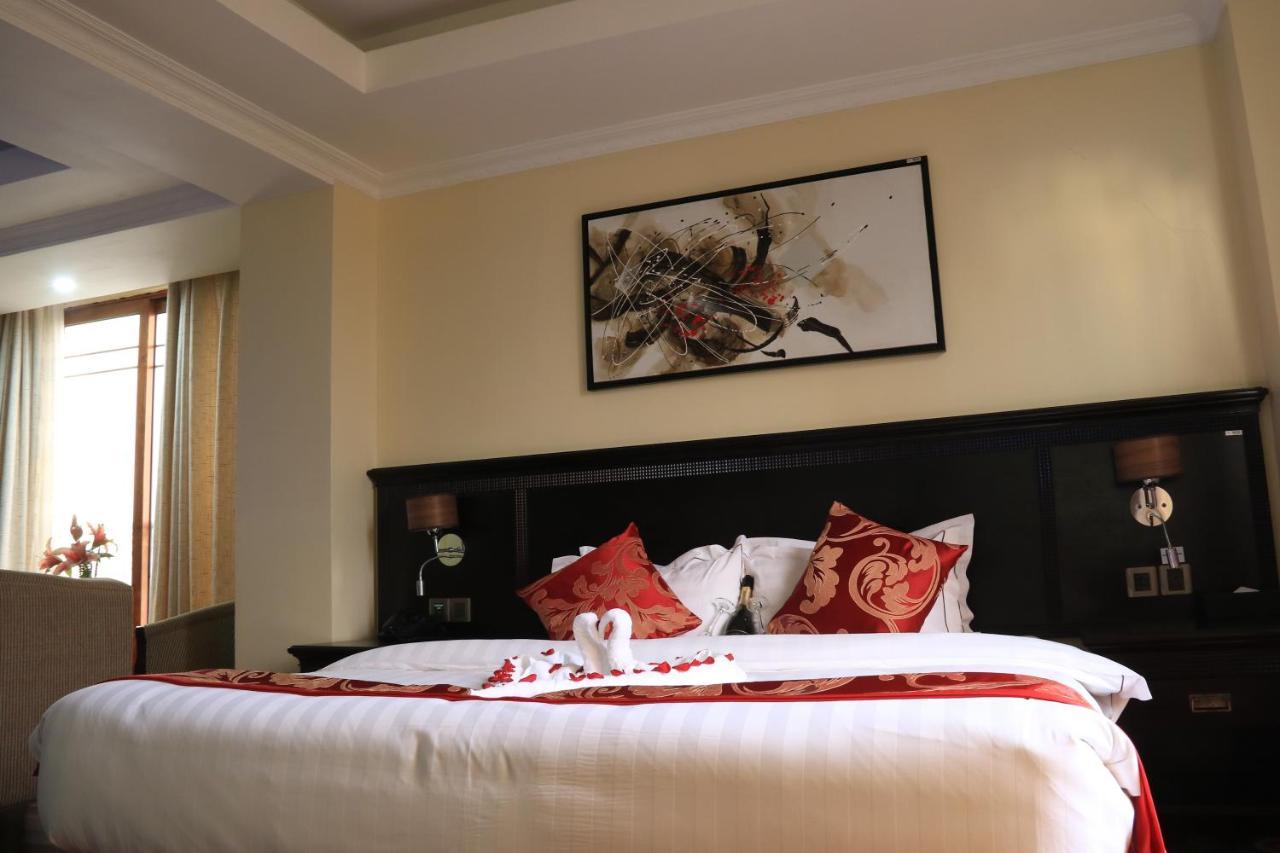 The White Rhino Hotel Nyeri Εξωτερικό φωτογραφία