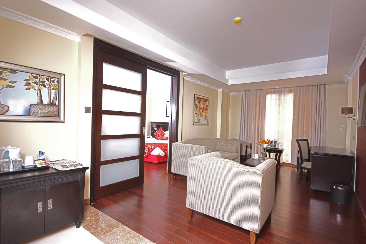 The White Rhino Hotel Nyeri Εξωτερικό φωτογραφία